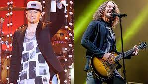 He served as the lead vocalist of the bands linkin park, grey daze, dead by sunrise, and stone temple pilots. Chester Bennington With Chris Cornell In Cemetery Linkin Park Singer S Burial Spot Revealed Hollywood Life