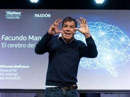 Facundo manes (quilmes, argentina, 11 de enero de 1969) 2 es un neurólogo, neurocientífico y político argentino creador del instituto de neurología cognitiva (ineco), presidente honorífico de la fundación ineco, exrector de la universidad favaloro 3 y director del instituto de neurociencias de la fundación favaloro. Facundo Manes El Cerebro Del Futuro Espacio Fundacion Telefonica