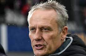 The bundesliga comprises 18 teams and operates on a system of promotion and relegation with the 2. Fussball Bundesliga Freiburgs Trainer Streich Sorgt Sich Um Qualitat Der Liga Fussball Stuttgarter Zeitung