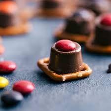 I love the candy corn turkey cookies and pilgrim hat made out of a mini reese's peanut butter cup. Thanksgiving Treats 5 Recipes Chelsea S Messy Apron