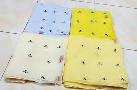 Bunga lebat warna dengan belian tabur yang available sekarang seperti di atas. Tudung Bawal Manik Tabur Bee Rm28 Eirasya Collection Facebook