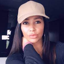 Television personality and former pro soccer player ashley cain and his partner, safiyya vorajee, are mourning the death of their infant daughter, azaylia diamond. Safiyya Vorajee Safiyyavorajee Twitter