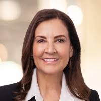 Jill Clough's Instagram, Twitter & Facebook