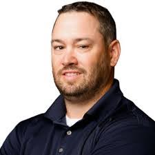 Cari Kennedy's Instagram, Twitter & Facebook