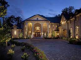 A Sea Of Luxury Mansions Atlanta Mansions Luxury Real Estate