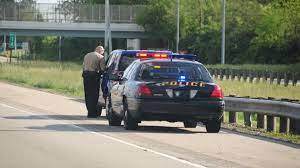 The siri shortcut app pulled over by police will start recording video with the smartphone just by saying hey siri, i'm being pulled over by police. What To Do If You Get Pulled Over By The Police Youtube