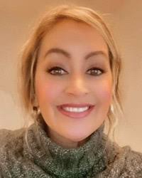 Sharon Roseberry's Instagram, Twitter & Facebook