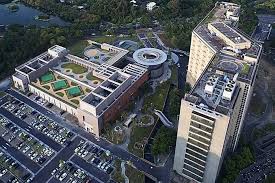 Chang gung memorial hospital mrt station (en); ä¸­éºŸç‡Ÿé€  åœ¨å»ºå·¥ç¨‹ é«˜é›„é•·åºšæ°¸æ…¶è³ªå­æ²»ç™‚ä¸­å¿ƒæ–°å»ºå·¥ç¨‹