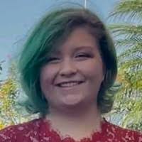 Noelle Byrne's Instagram, Twitter & Facebook