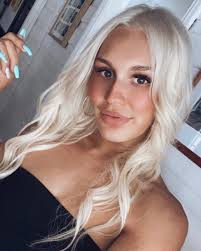 Cabello By Chontelle Scott