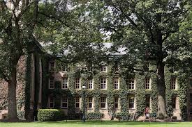 The princeton campus is just beautiful anytime but especially in the spring. Princeton Isolates 108 Students As Precaution After China Trips Bloomberg