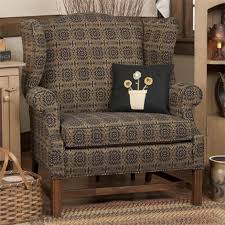 Pin By Barb Sokach On Farmhouse Country Cottage Farmhouse Dining Chairs Primitive Living Room Primitive Homes