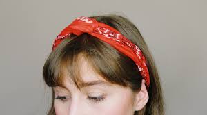 Bandana may not seem like it, but it's a versatile accessory that can be used with different styles and hair lengths. Four Classic Bandana Hairstyles Arcticsabrina