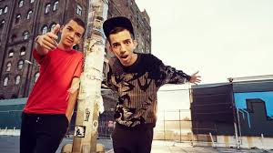 Chilla se fait repérer par les rappeurs bigflo et oli. Bigflo Oli On N Est Pas Des Rappeurs Engages Mais On Est Engages Dans Notre Rap