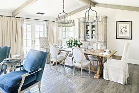 Nella sala da pranzo anche il colore delle pareti è importante perché deve conciliare la convivialità: 45 Idee Per Arredare La Sala Da Pranzo Shabby Chic Mondodesign It Chic Dining Room Rustic Dining Room Traditional Dining Rooms