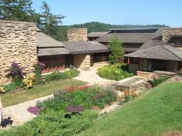 Talliesin Www Secretdesignstudio Com Exterior Stone Stone Houses Frank Lloyd Wright Homes