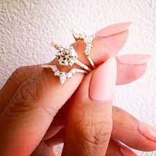 7 Out Of The Box Engagement Rings Hip And Trendy Brides Will Love Glam Radar Stacked Wedding Rings Wedding Rings Solitaire Wedding Rings Unique