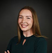 I'm very excited to share a major accomplishment: I officially graduated  from the 12-week Spine and Orthopaedic Reconstruction & Trauma program at  Medical Sales College in St.