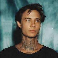 Sally Goetz's Instagram, Twitter & Facebook