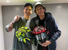 Últimas noticias, imágenes, estadísticas, campeonatos y resultados del piloto francés en marca.com. Lo Que No Se Vio Del Gran Premio De Espana La Conversacion Entre Rossi Y Quartararo Motosan