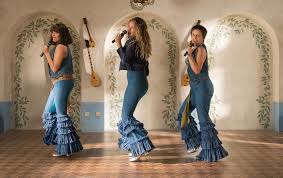 Sequel, the british actress will be playing a younger version. Just Be Brave Lily James And Jessica Keenan Wynn On The Mamma Mia Spirit