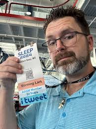 Brandon Seay's Instagram, Twitter & Facebook