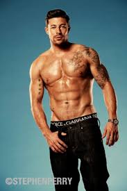 Amazed was the third and final single released from future past, the debut album of duncan james, member of the english boy band blue. Duncan James Photos 11 Of 61 Last Fm