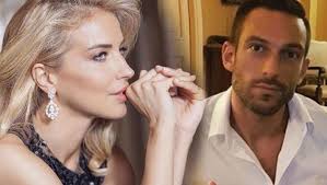 Haluk levent ретвитнул(а) tuncer yılmaz. Burcu Esmersoy Un Yeni Sevgilisi
