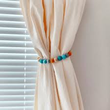 Amazon.Com: Curtain Holdbacks Tieback，Simple Vintage Style U-Shaped Wall  Mounted Tassel Curtain Hook Drapery Tieback Metal Decorative Window  Draperies Holder Generic Ball End Curtain Holdbacks Hook With Screws : Home  & Kitchen