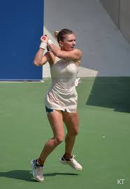 La numéro 1 mondiale simona halep s'est retirée de halep a triomphé à la coupe rogers à montréal, le 12 août. 2018 Wta Tour Wikiwand