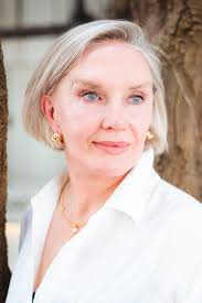 Correspondence (2016)