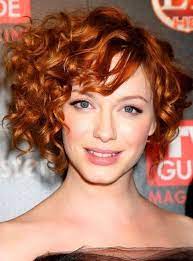 10 Fresh Curly Bobs To Try For Winter Pretty Designs Short Curly Haircuts Curly Hair Styles Short Curly Hair