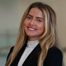 Madelyn Newcomb's Instagram, Twitter & Facebook