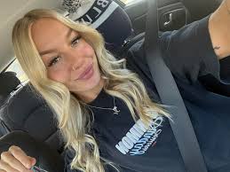 Hello! My name is Holly I am a 20 years old, and based in Frankston South.  I have a drivers licence, RSA, WWC and white card. I have experience in  waitressing, retail,