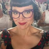 90+ "Angela Dwyer" profiles