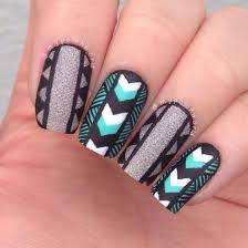 * puede compartir imágenes diseños de uñas acrilicas en las redes sociales. 2