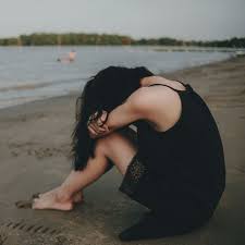 Nowadays, beautiful girls profile pictures are trending among them. Sad Pic Of Girl In Love Best Broken Heart Hd Images