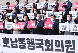 박형준 김영춘 아니라 文 대통령, 민주당과 싸우는 느낌4‧7 부산시장 보궐선거전이 격화하고 있다. ìì¸ì ë¬¸ ìí  íë ê³ì ë´ ë¬ë¼ êµ­ë¯¼ìí í¸ë¨ ê»´ìê¸°