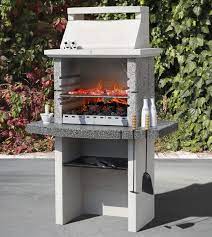 Dans les comparatifs et selon les avis clients, on découvre qu'il peut être construit en. Barbecue A Charbon A Bois En Pierre Reconstituee Santiago Sunday Outdoor Cooking Grills Brick Bbq Stone Bbq
