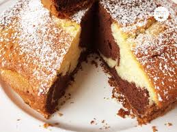 La Torta Bicolore Al Cacao E Un Dolce Soffice E Goloso Che Una Volta Tagliato Nasconde Un Simpatico Effetto Chiaroscuro Detta Anch Dolci Ricette Ricette Dolci