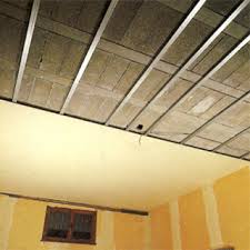 Retrouvez ici tous les matériaux nécessaires à la réalisation d'une dalle de plafond isolée, esthétique et facile à mettre en œuvre. Isolation D Un Plafond De Sous Sol En Hourdis