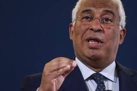 Su padre era natural de mozambique (antigua colonia portuguesa en áfrica), hijo de padres provenientes de goa (antigua colonia portuguesa en la india), su madre, maria antónia palla, una conocida periodista y activista feminista portuguesa. Regierungskrise In Portugal Entscheidende Abstimmung Am 15 Mai