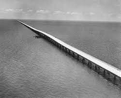 Lake pontchartrain is a brackish estuary located in southeastern louisiana in the united states. Lake Pontchartrain Causeway Bridge Asce