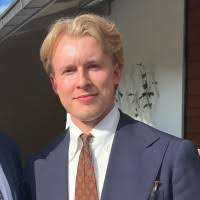 1600+ Profile mit dem Suchbegriff „Streng“