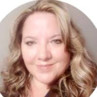 Tara Standifer's Instagram, Twitter & Facebook