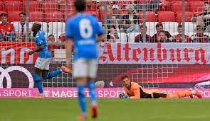 Wide but was on target three minutes later, when bayern gave away the ball in their own half, the napoli forward beating ulreich. Cdnszqnmlppgqm