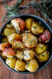 But, it does an amazing job at locking in moisture in addition to the brine. Garlic Butter Roasted Potatoes Recipe Sweet Cs Designs