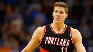 Meyers leonard official nba stats, player logs, boxscores, shotcharts and videos. Meyers Leonard Bio Wife Brother Family Other Facts You Need To Know Networth Height Salary