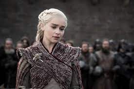 She has also stared in terminator genisys, me before you, voice from the stone, solo: Game Of Thrones Das Bereut Emilia Clarke Bis Heute