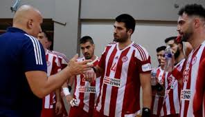 Ο ολυμπιακός «άλωσε» την έδρα της αεκ και βλέπει… πρωτάθλημα. Aposyr8hke Apo To Prwta8lhma Xantmpol O Olympiakos H Aek Aresketai Na Panhgyrizei Titloys Sta Xartia